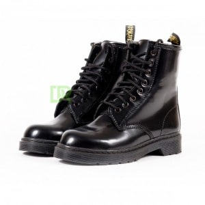 Black shoes Dr. Martins